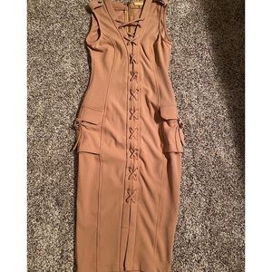 Nude stretch dress